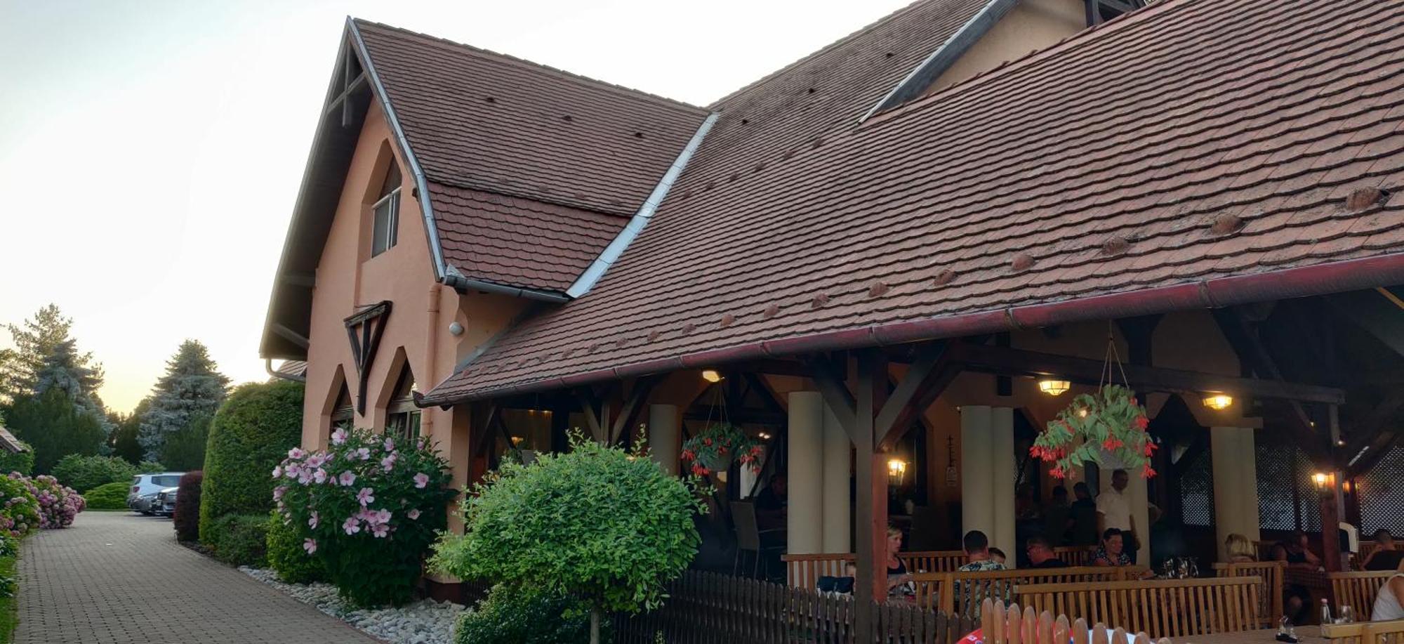 Korona Panzio Bed & Breakfast Balatonberény Exterior foto