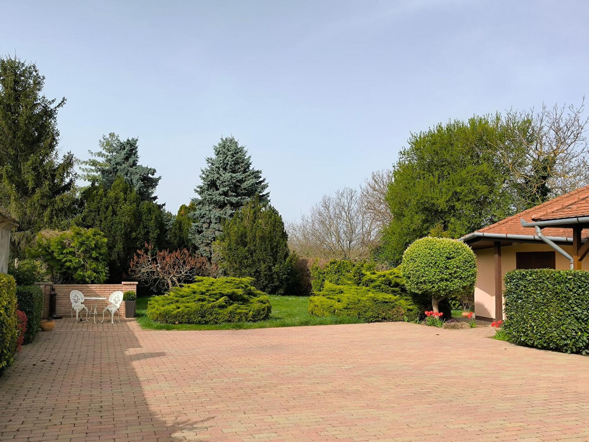 Korona Panzio Bed & Breakfast Balatonberény Exterior foto